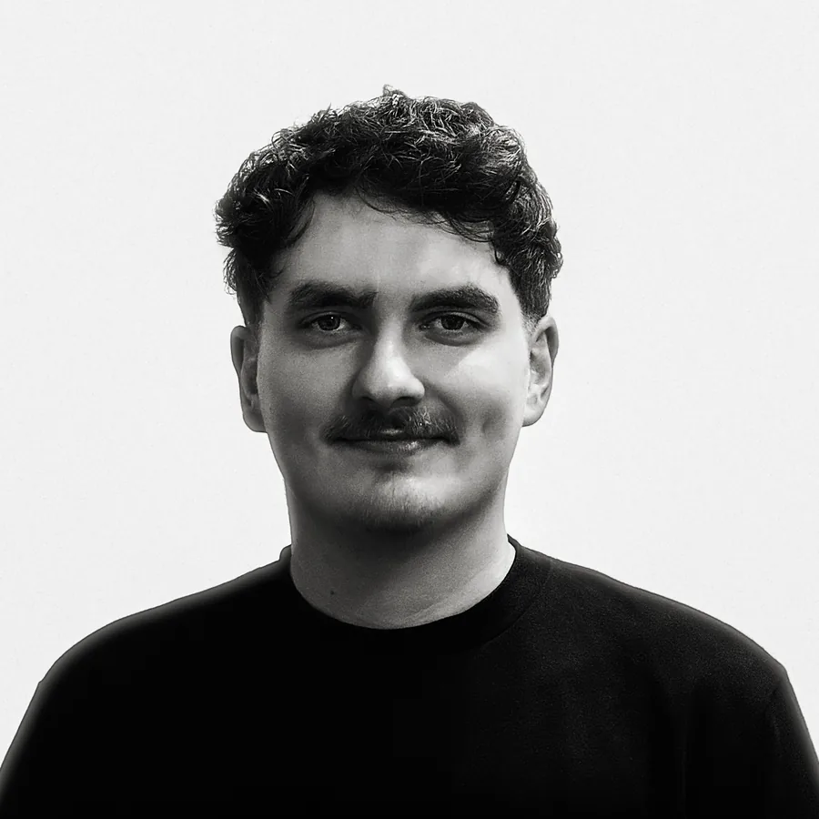 Ákos portréja